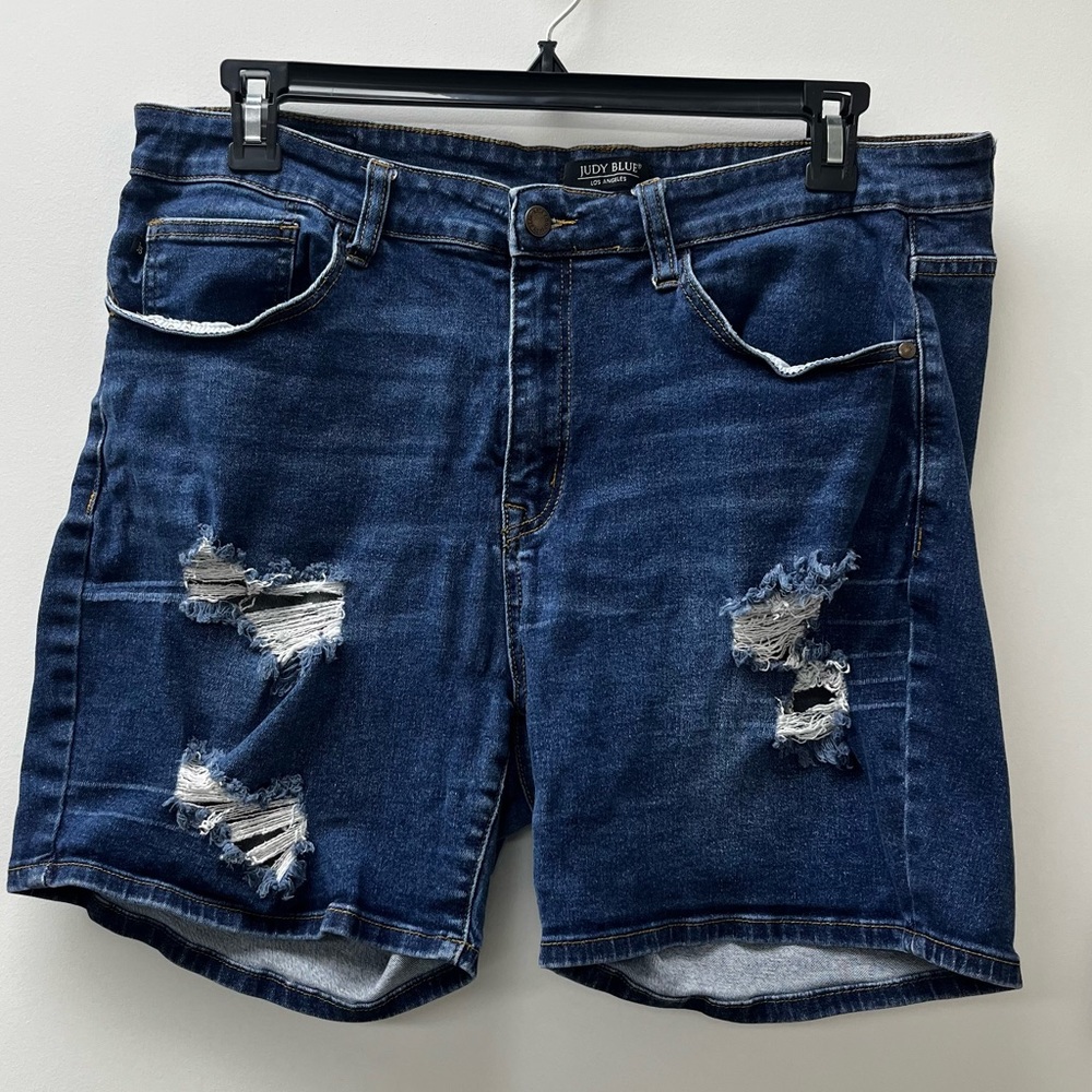 Women’s Judy Blue shorts 3XL